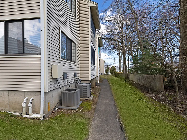 39 Lance Cir #39 — Photo 17