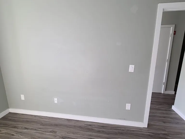 98 Clinton Ave #1 — Photo 3