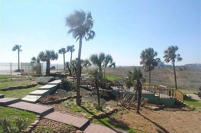 2nd image of 9520 Seawall Blvd APT 329