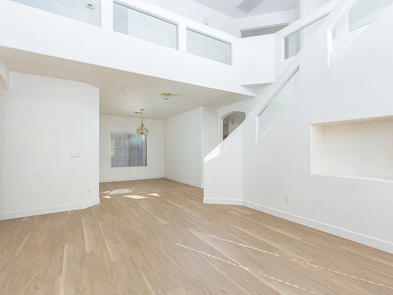 408 Madison Taylor Pl — Photo 7