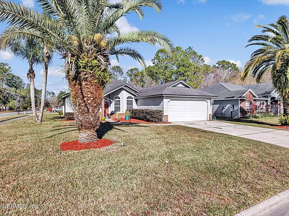 3rd image of 10575 OTTER CREEK Drive