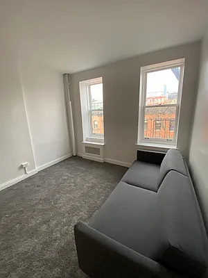 Rented by Oxford Property Group | media 18