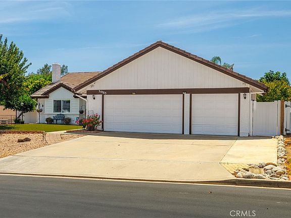 3rd image of 30763 Pyramid Point Dr