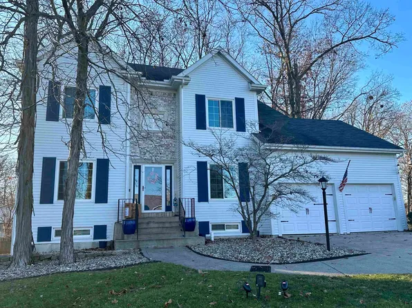 8203 Sorrel Ln, Fort Wayne, IN 46825