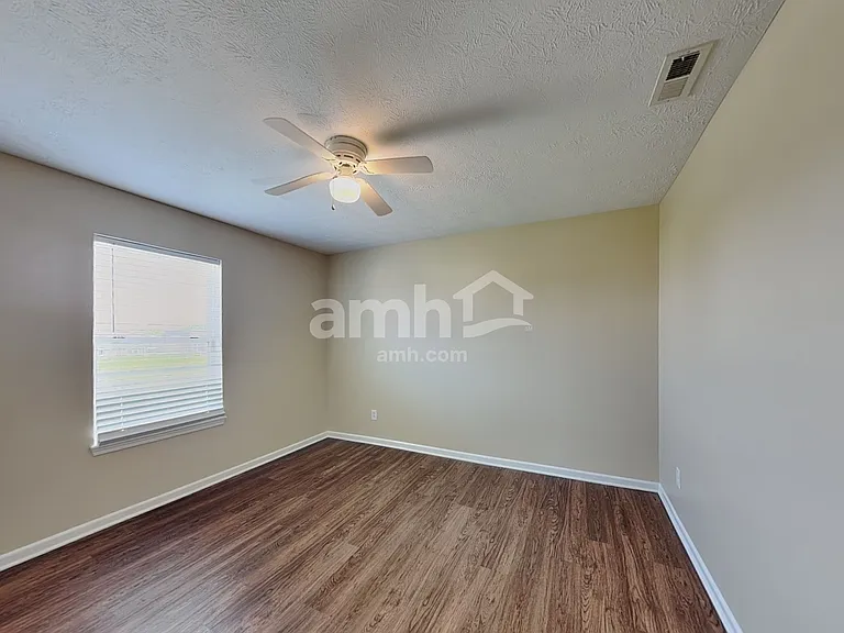 8193 Tasman Dr — Photo 24