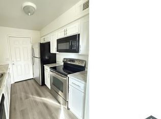 1951 E Don Carlos Ave #102, Tempe, AZ 85281
