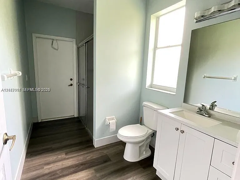 558 Stonemont Dr — Photo 12