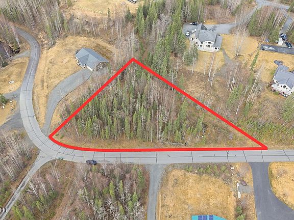 5th image of 38205 Lakewood Rd
