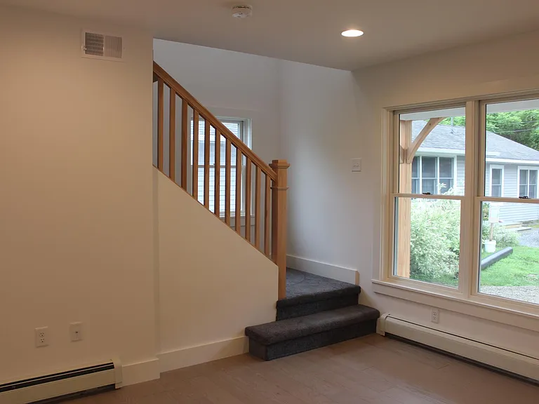 349 Jersey Hts #1 — Photo 10