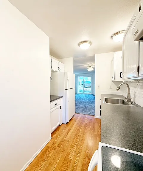 19811 3rd Ave NW #B27 — Photo 6