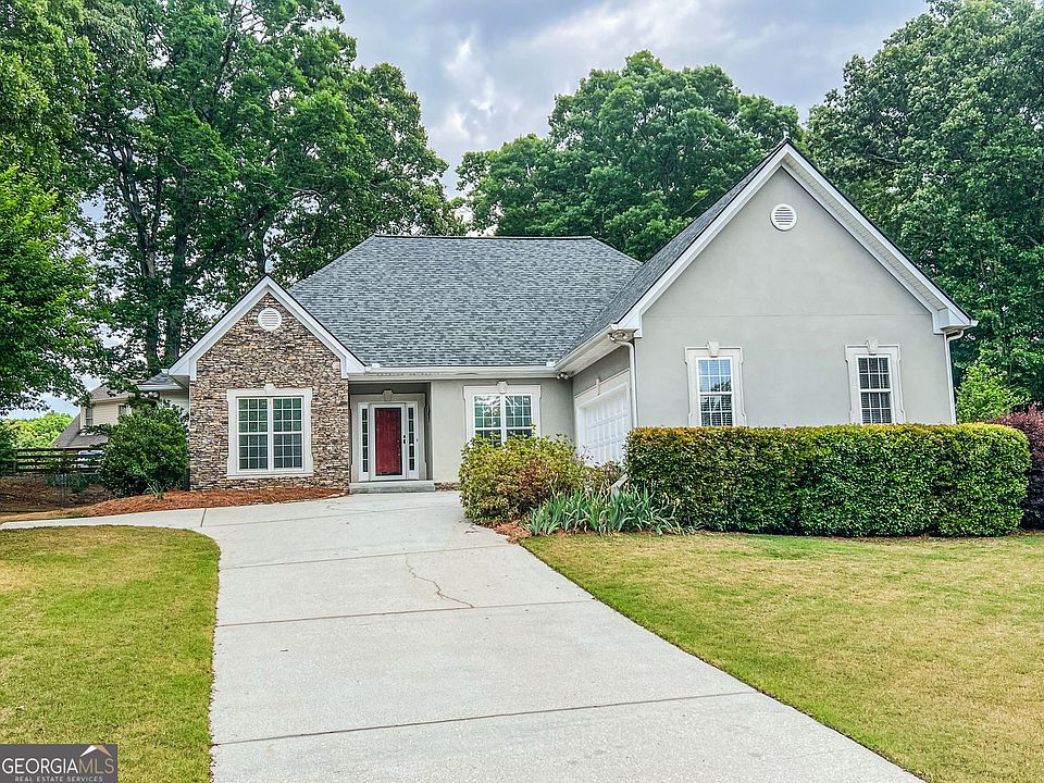 1st image of 4008 Biltmore Cove Way NE