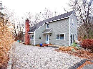 12 Mathers Xing UNIT 12, Simsbury, CT 06070
