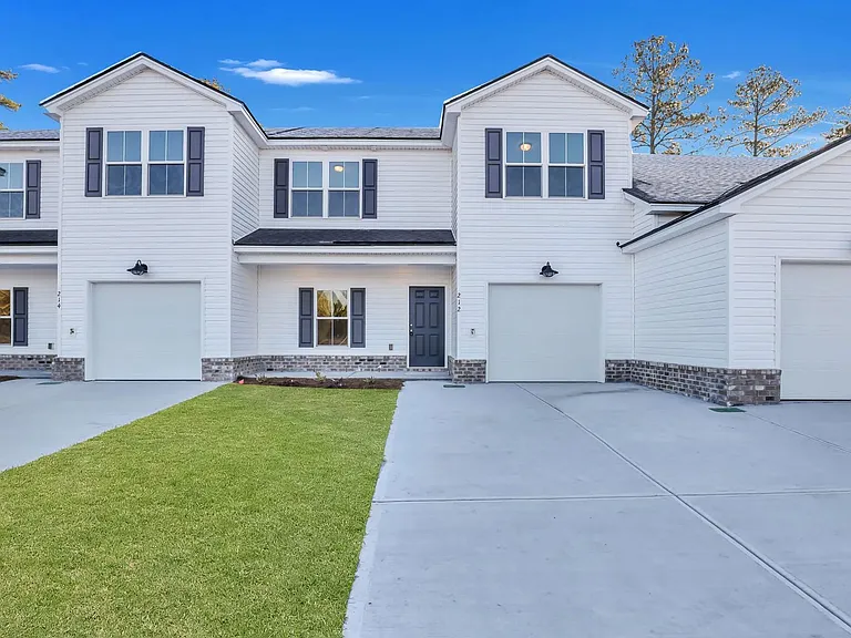 225 Haisley Run — Photo 1