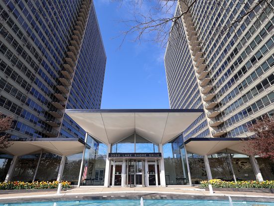 3550 N Lake Shore Dr APT 2615, Chicago, IL 60657