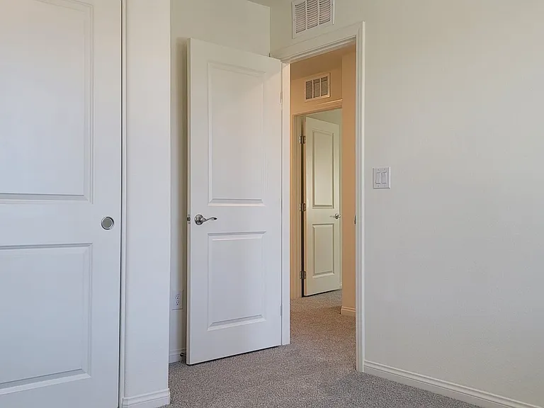 4552 Merlot Hills Ave — Photo 34
