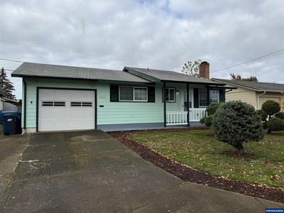 1825 Sallal Rd, Woodburn, OR, 97071