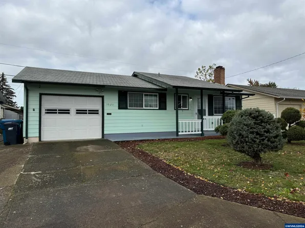 1825 Sallal Rd, Woodburn, OR 97071