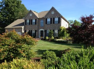 8 Lara Ln, Wilmington, DE 19808