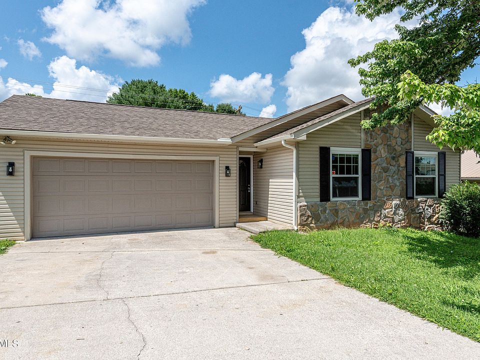 1st image of 3217 Bloomfield Cir
