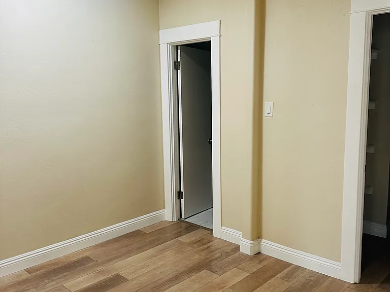 3921 E Livingston Dr #12 — Photo 5