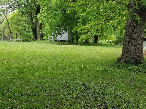 3rd image of 6381 Walnut Rd