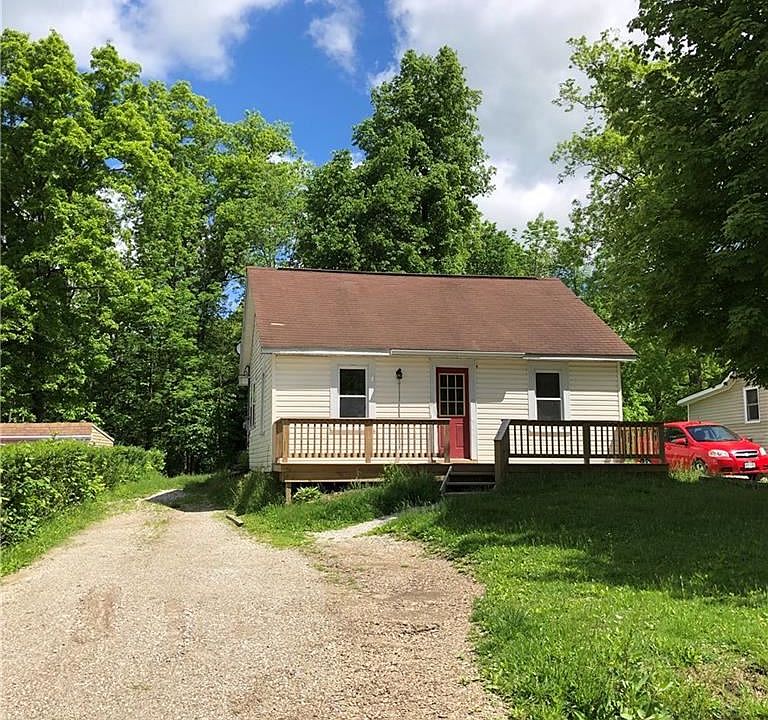 1st image of 14857 Beechwood Dr