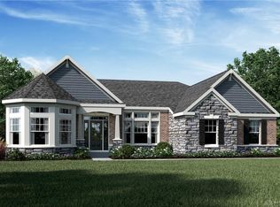 2726 Bent Grass Dr, Dayton, OH 45431