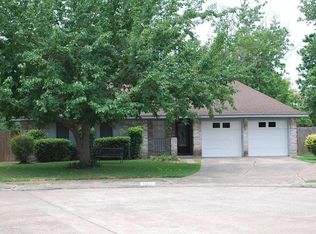 5011 Colmesneil St, Pearland, TX 77584