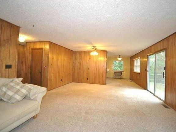 4th image of 11 Cedars Ln