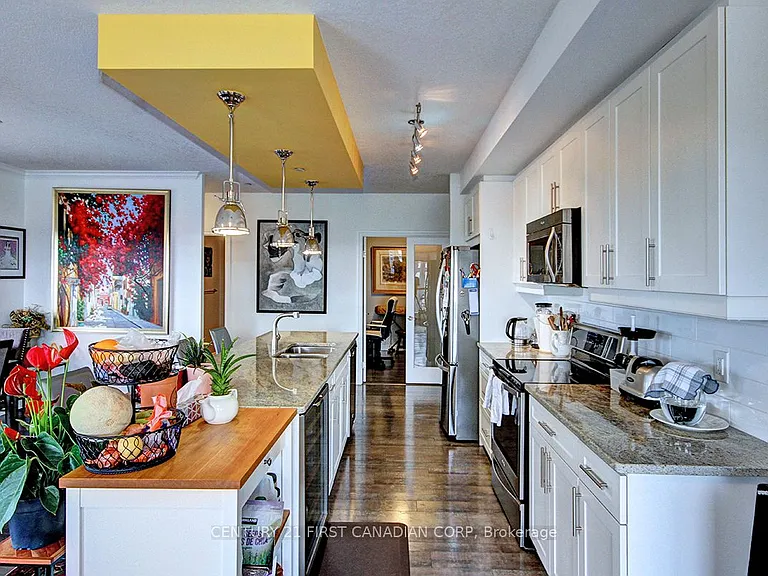 330 Ridout St N #2108 — Photo 8