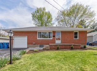 340 Ruth Ave, Cottage Hills, IL