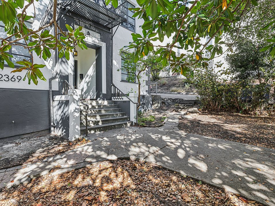 Main entrance door of the apartment building at 2369 Le Conte Ave, Berkeley, CA 94709, USA