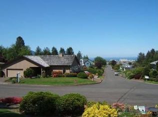 330 Alpine St, Seaside, OR 97138