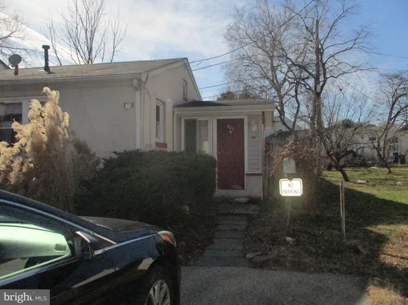703 Columbus Ct, Wallingford, PA 19086