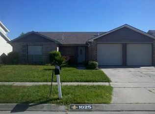 1025 Fairfax Dr, Gretna, LA 70056