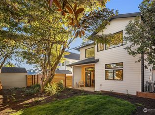 3936 Corliss Ave N, Seattle, WA