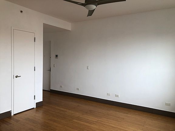 4th image of 5-43 48th Ave #3F