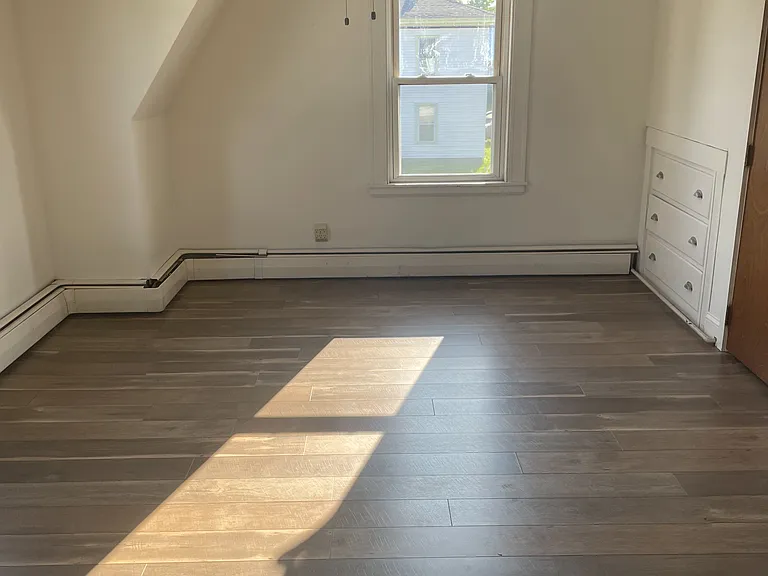 1015 Main St #1015 — Photo 2