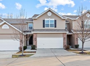 35 Loris Ln, Saint Charles, MO 63303