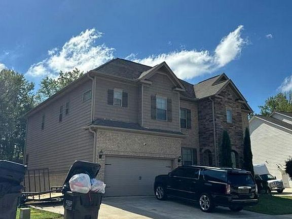 2nd image of 445 Saint Annes Pl