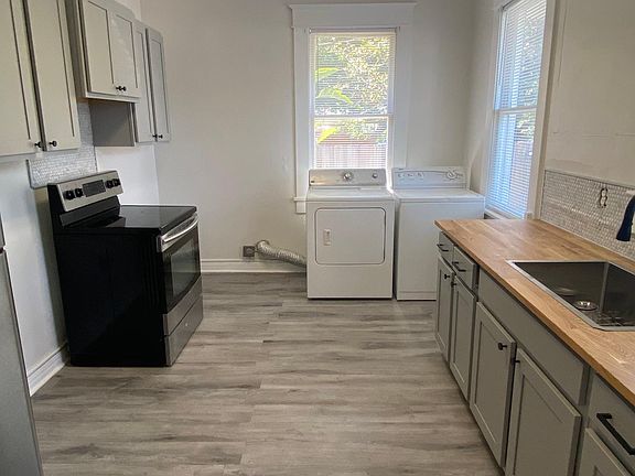 3rd image of 105 W Mohawk Ave APT B