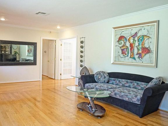 4th image of 5114 Frederick Ave