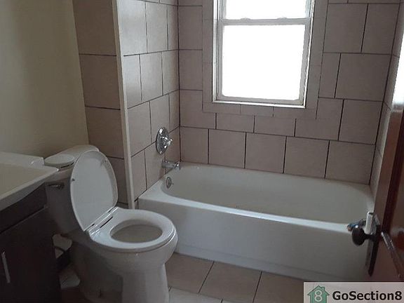 4th image of 12309 Parkhill Ave