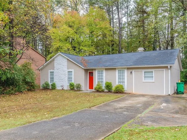 3958 W Wood Path, Stone Mountain, GA 30083
