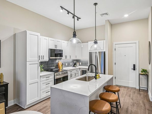 30 E Allen St #546