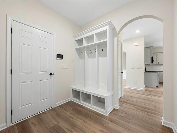 5th image of 133 Lee Road 2237 Rd
