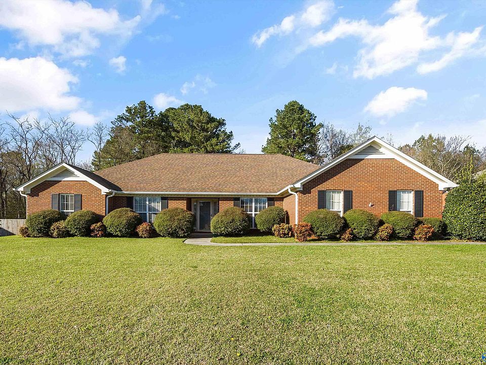 1st image of 107 Cedar Glen Dr