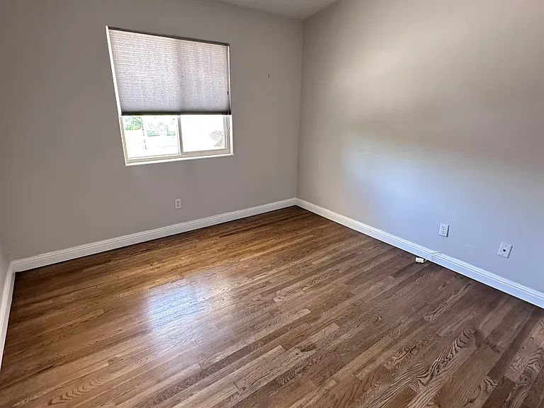 3539 Mount Laurence Dr — Photo 18