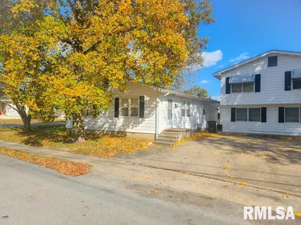 1013 & 1015 N Johnson St, Marion, IL 62959