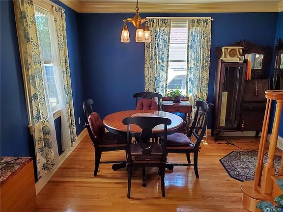 2nd image of 8426 Lindbergh Ave
